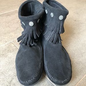 Minnetonka Moccasin Boots